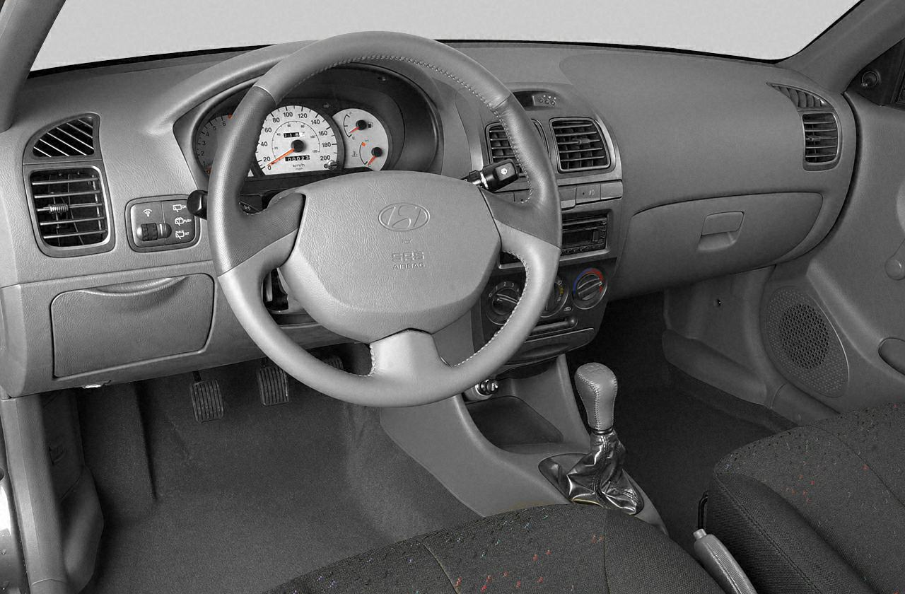 2002 Hyundai Accent