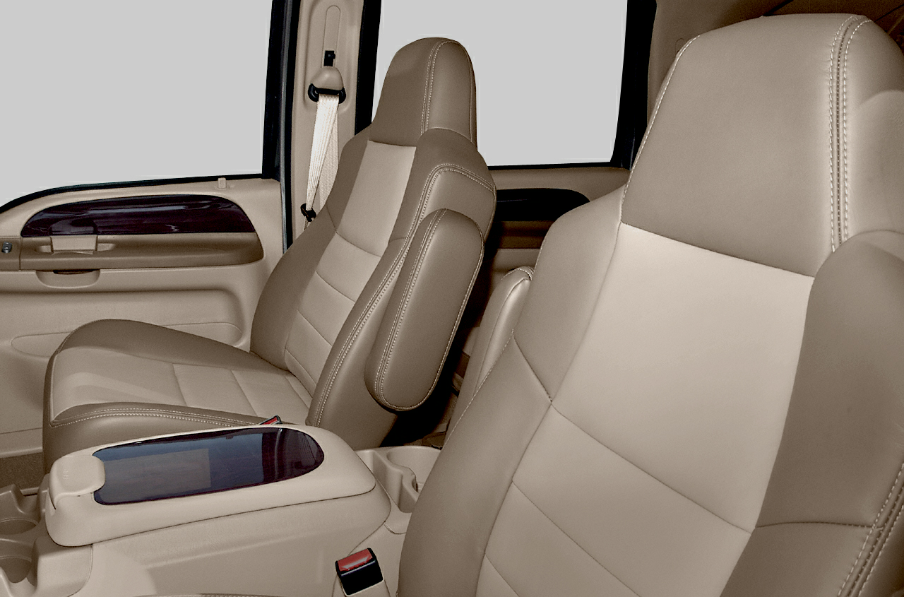 2004 Ford Excursion