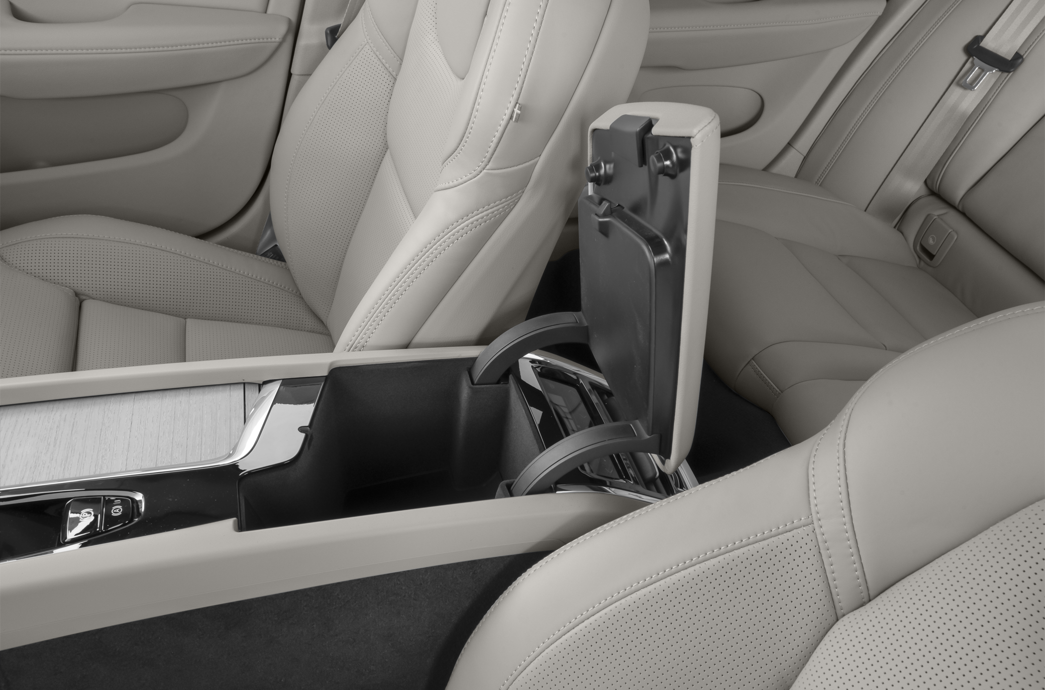 2026 Volvo V60 Cross Country