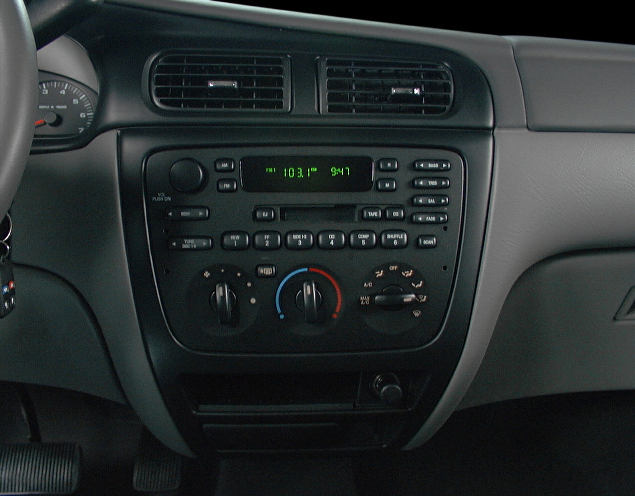 2001 Ford Taurus