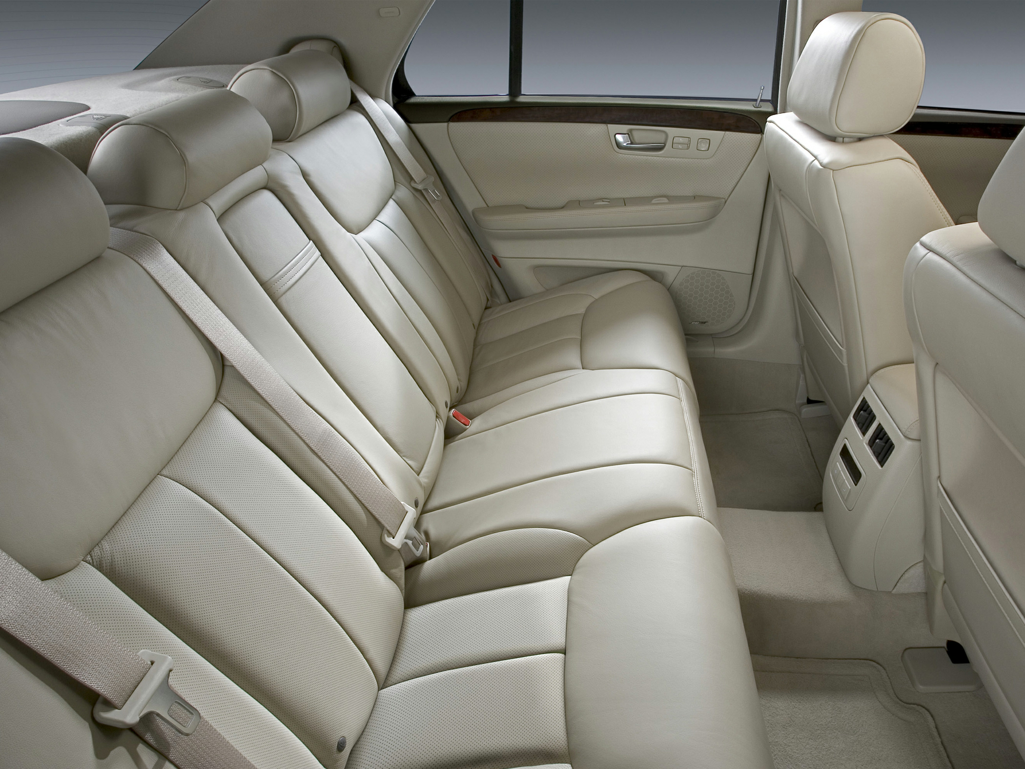 2011 Cadillac DTS