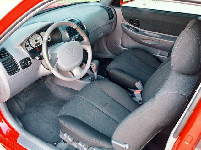 2003 Hyundai Accent