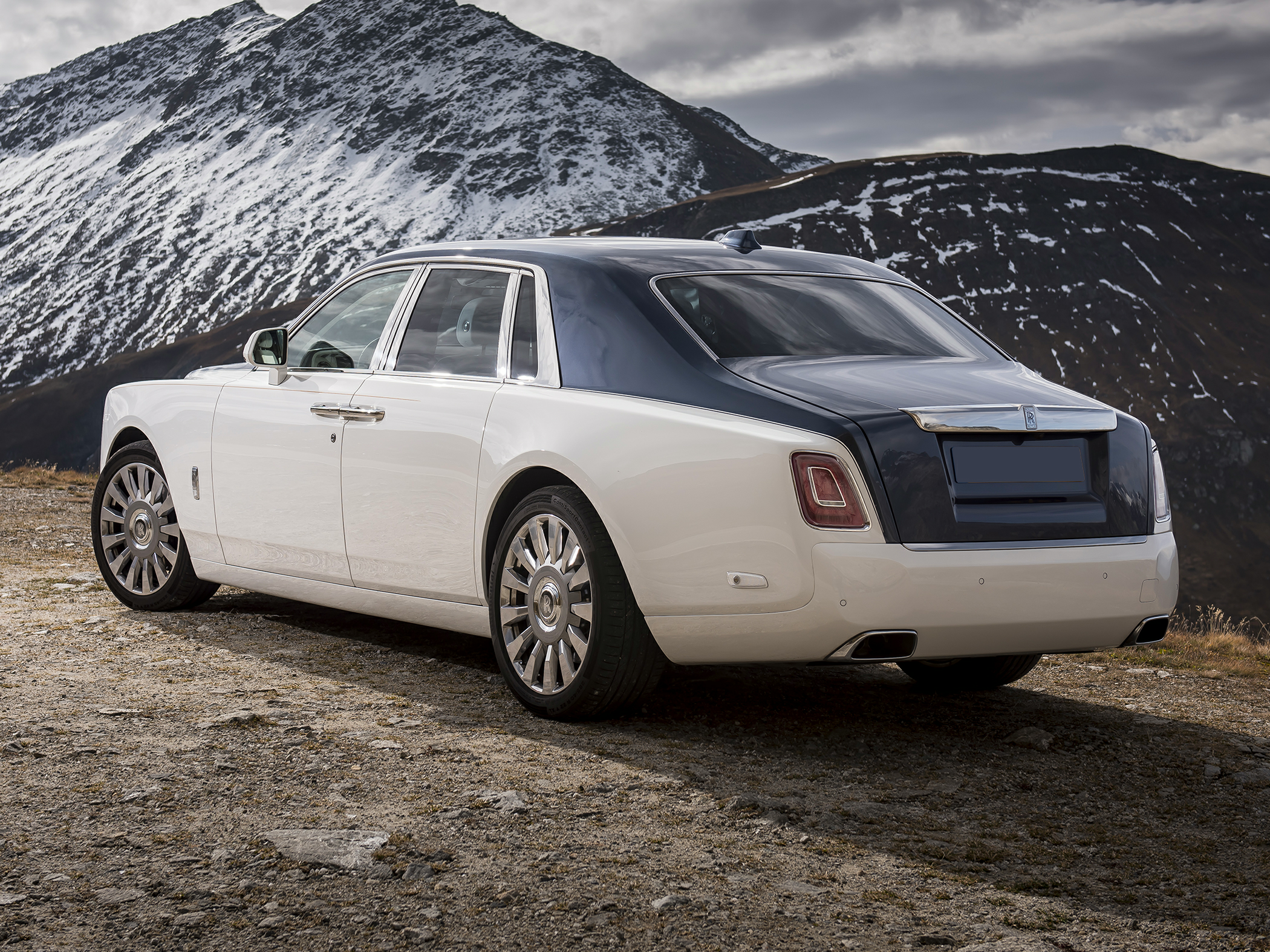 2020 Rolls-Royce Phantom