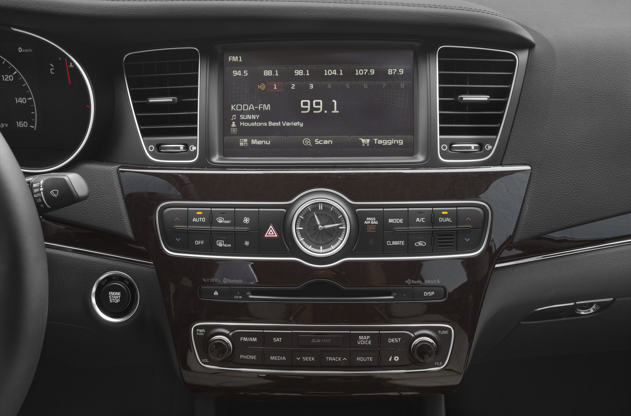 2014 Kia Cadenza