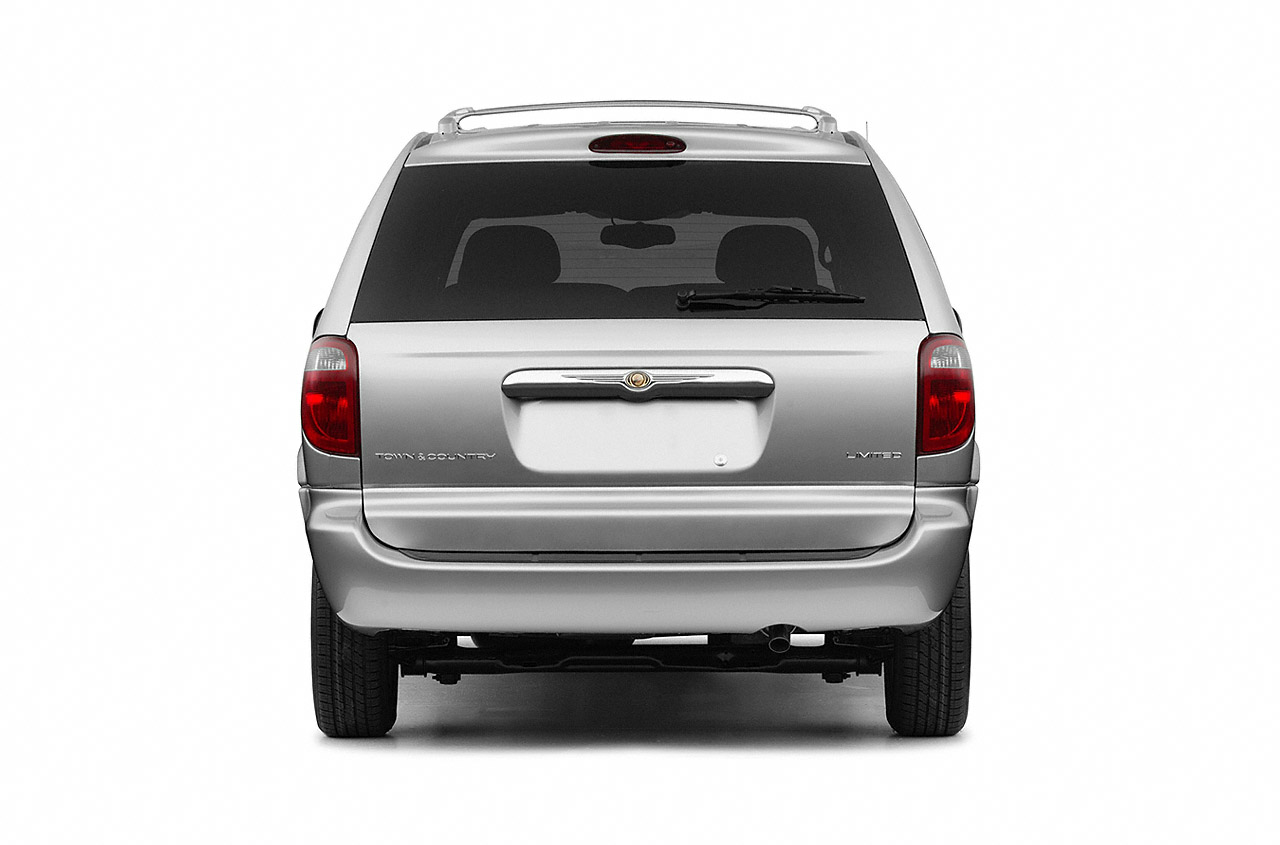2004 Chrysler Town & Country
