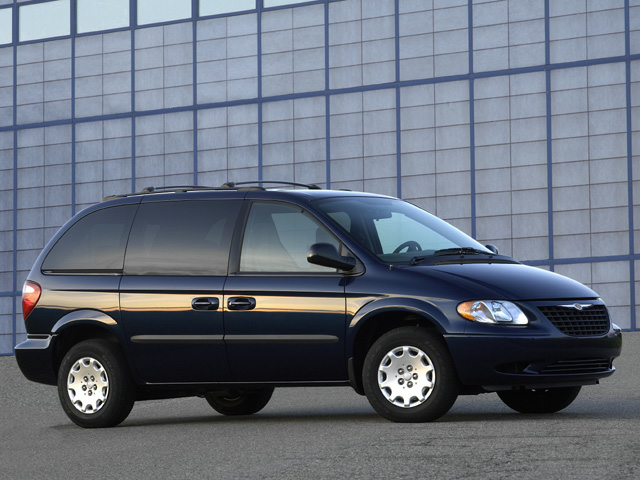 2004 Chrysler Town & Country