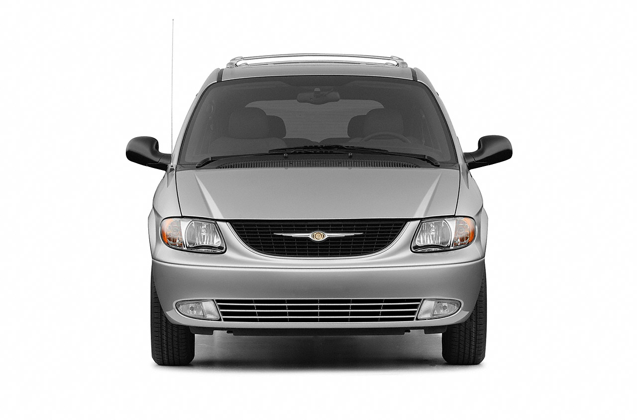 2004 Chrysler Town & Country