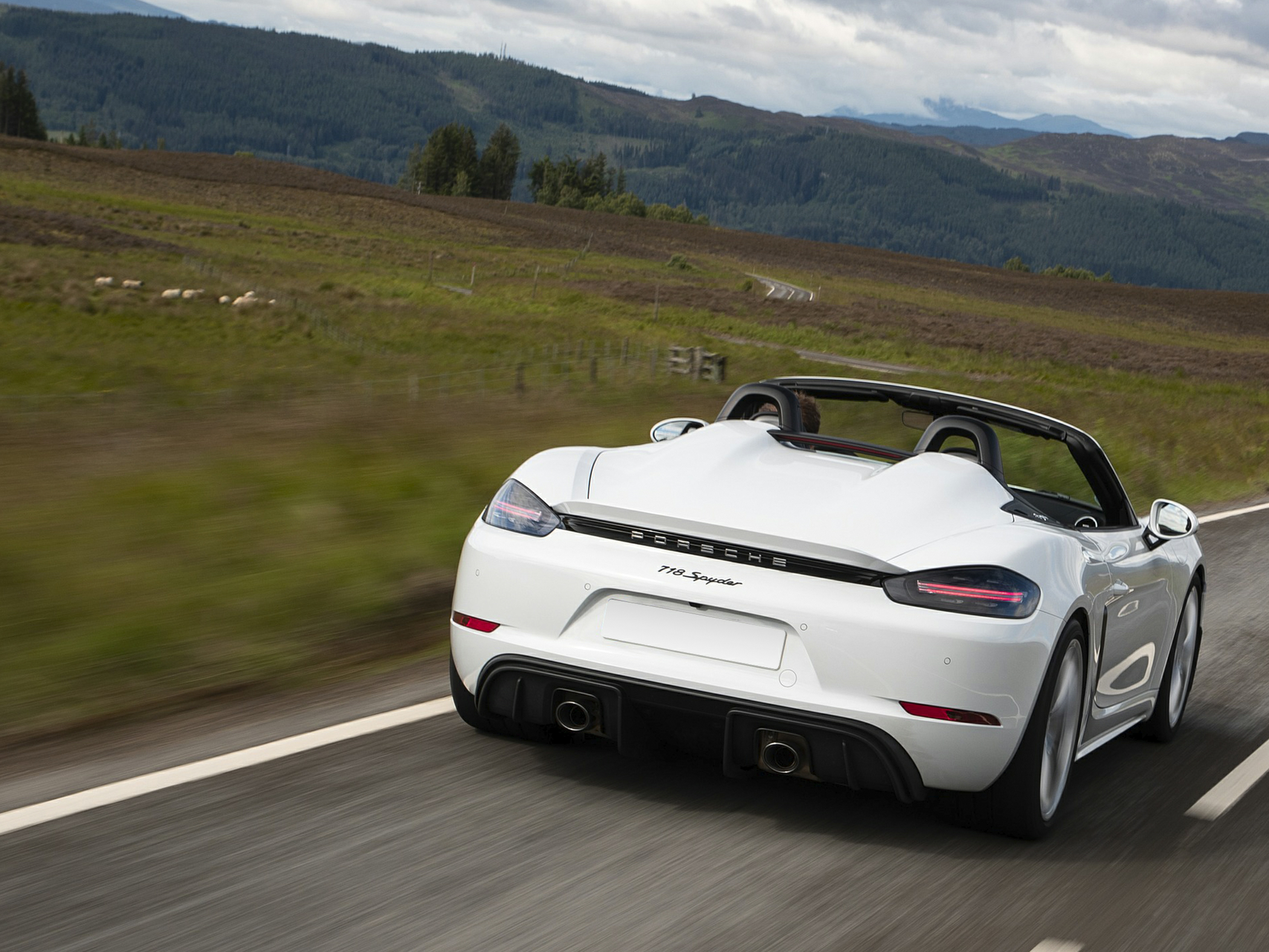 2023 Porsche 718 Spyder