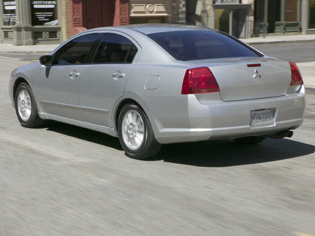 2004 Mitsubishi Galant