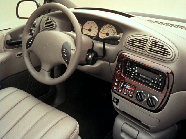 2000 Chrysler Town & Country