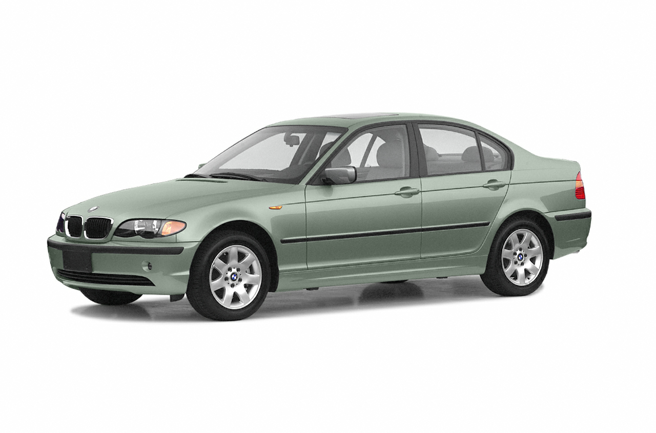 Side view of the 2003 BMW 330