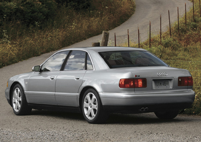 2003 Audi S8