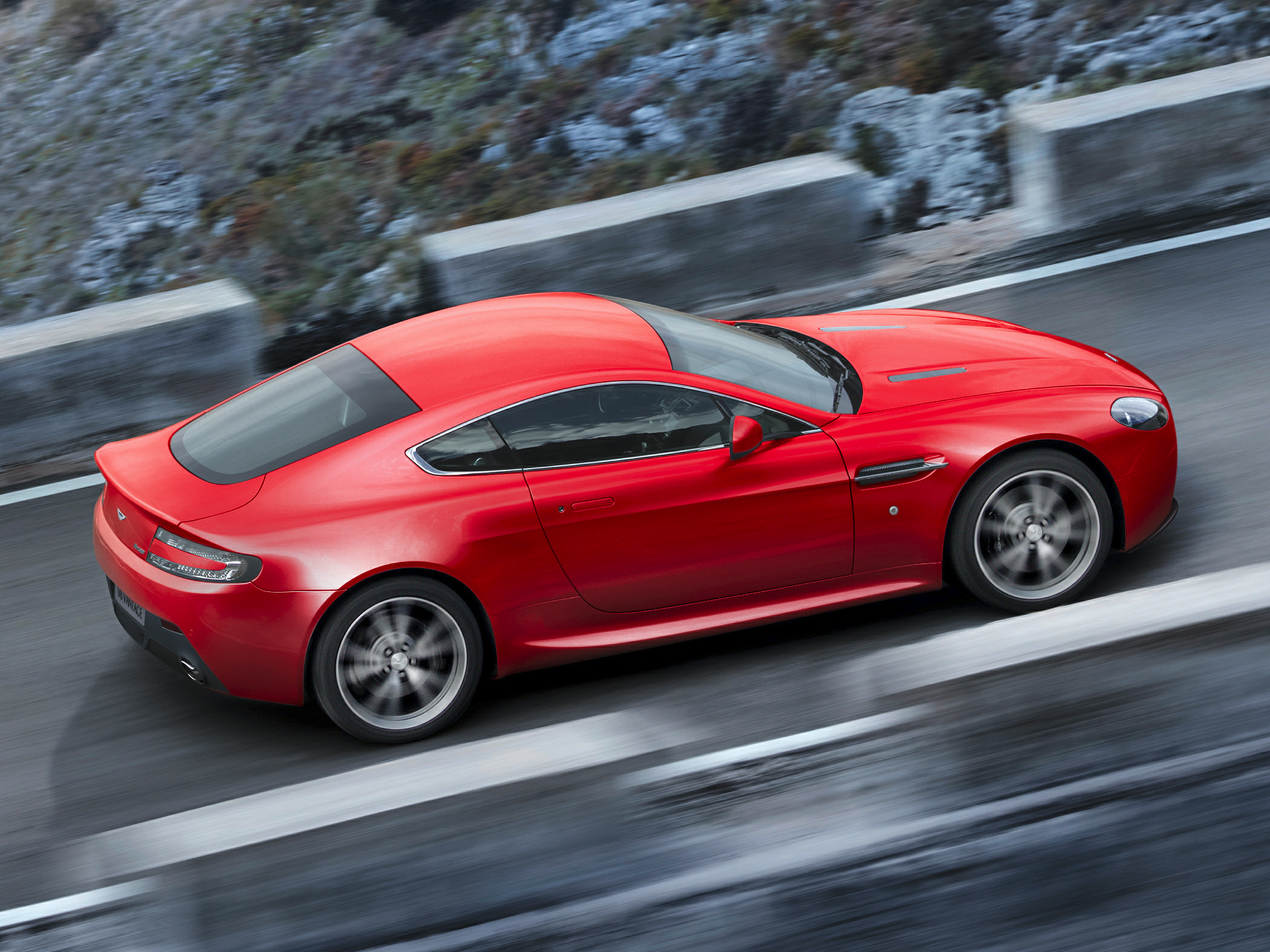 2014 Aston Martin V8 Vantage