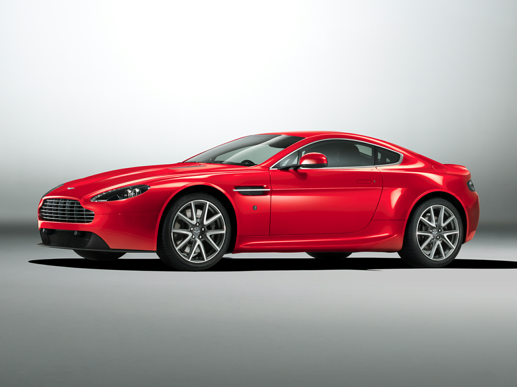 2014 Aston Martin V8 Vantage