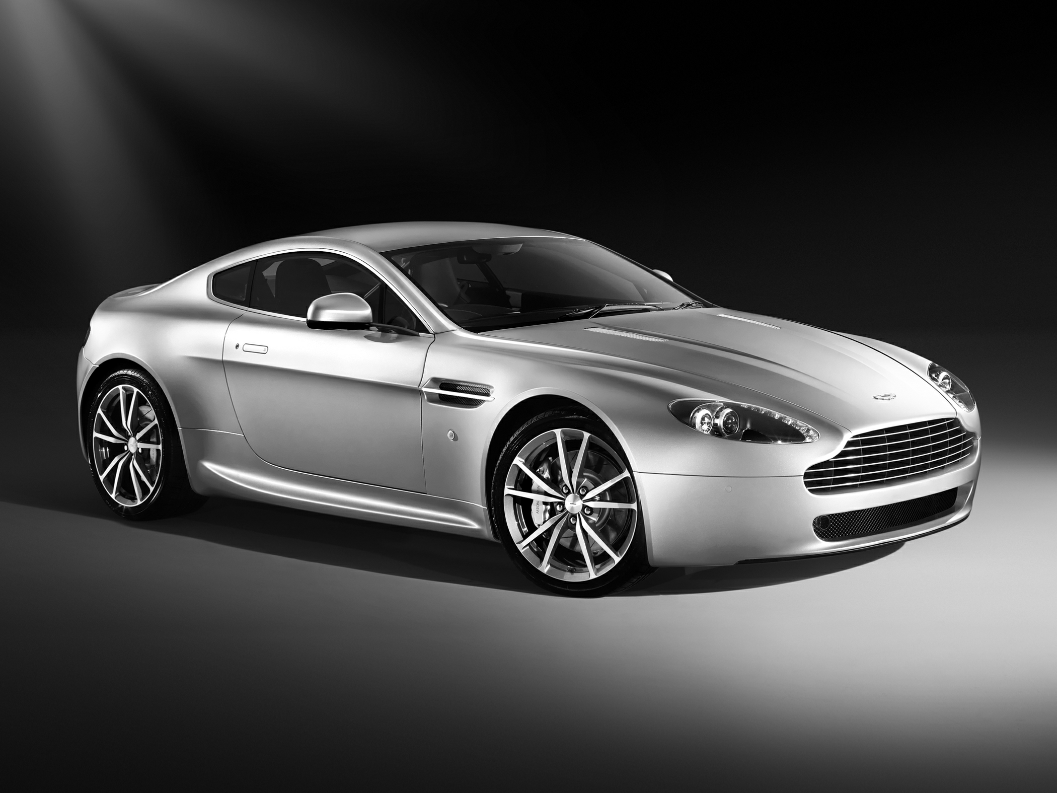 2014 Aston Martin V8 Vantage