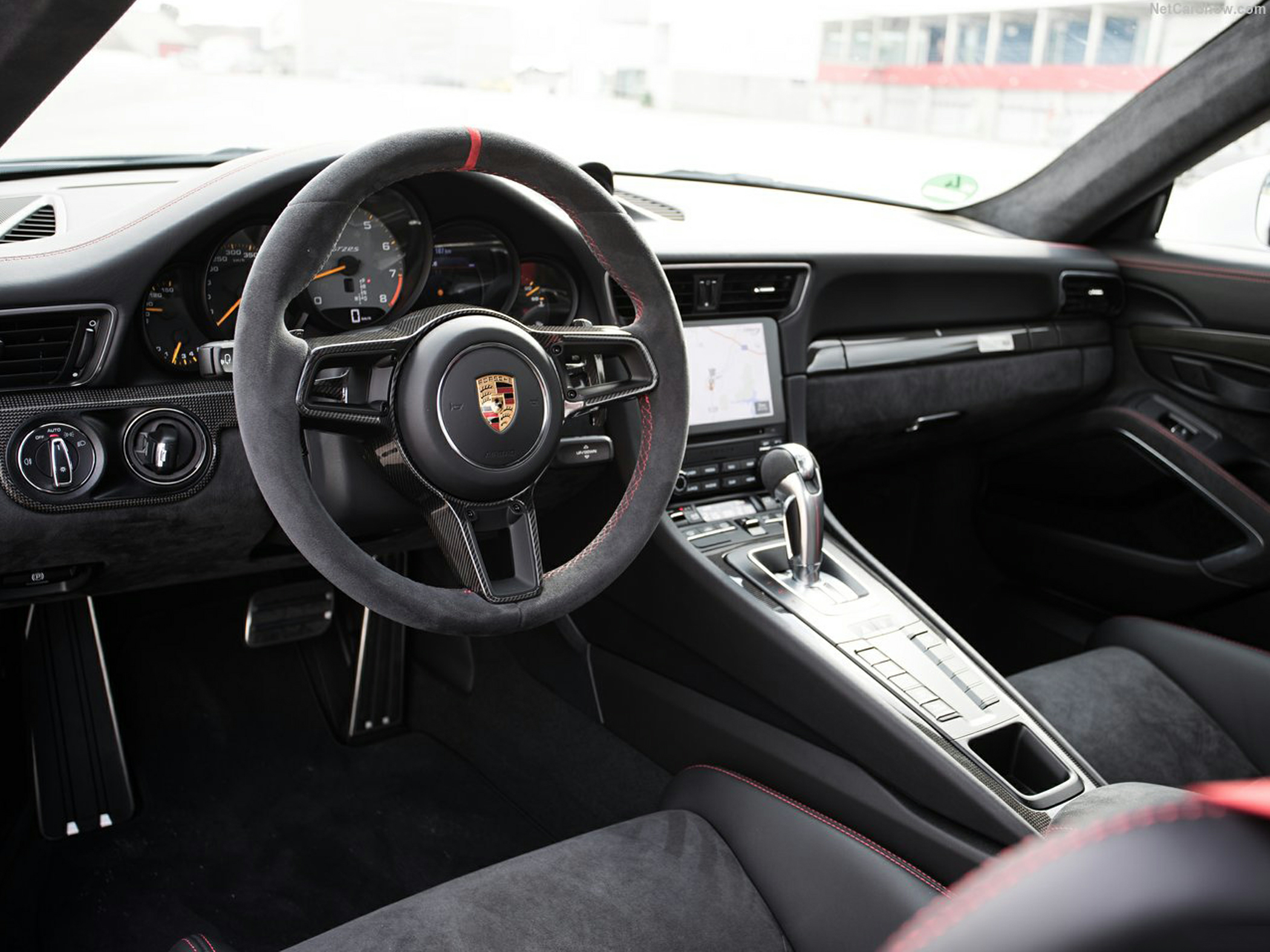 2018 Porsche 911