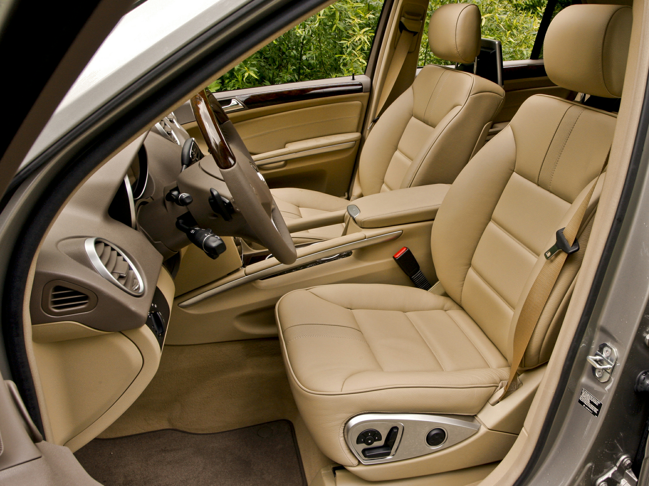 2010 Mercedes-Benz M-Class