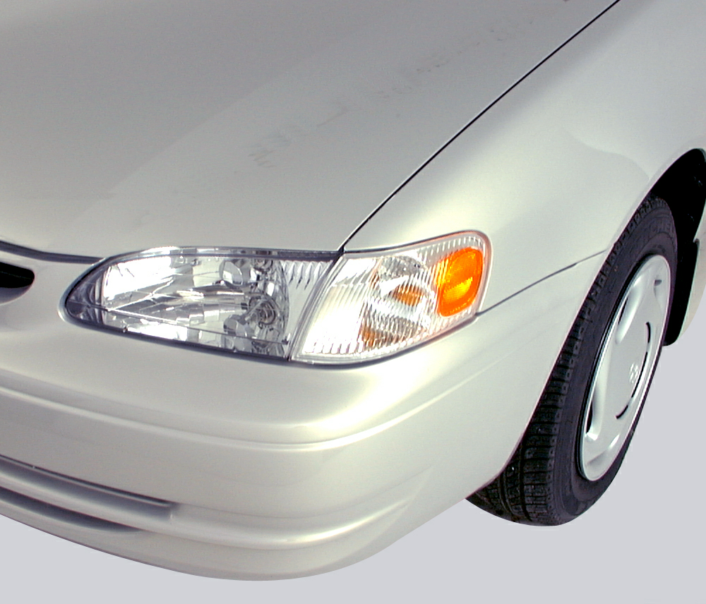 2000 Toyota Corolla