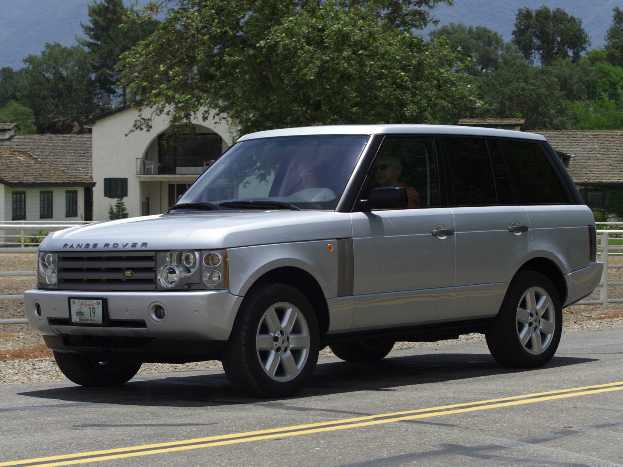 2004 range on sale rover hse