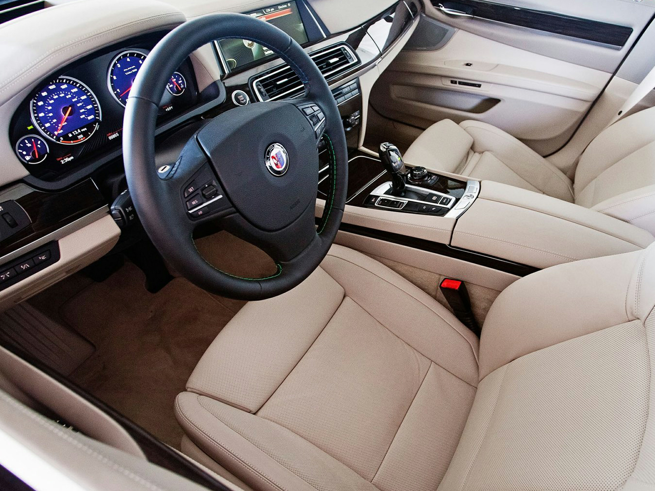 2015 BMW ALPINA B7