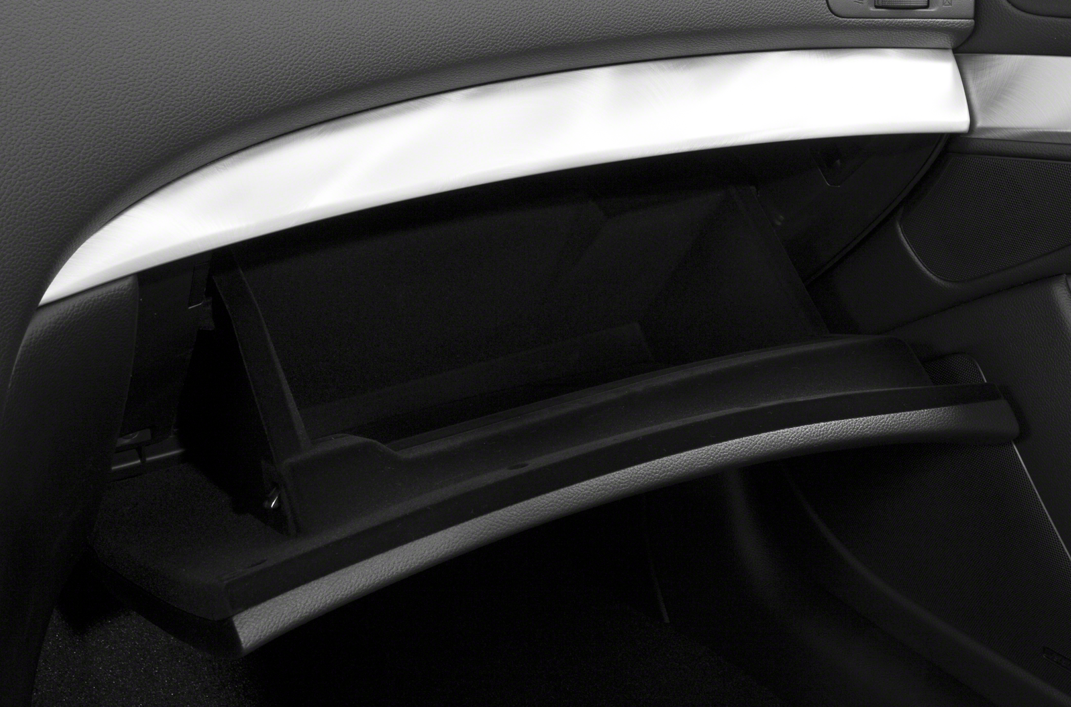 2013 INFINITI G37