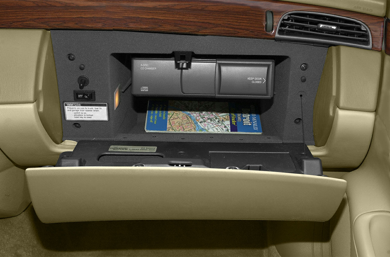 2004 Cadillac DeVille