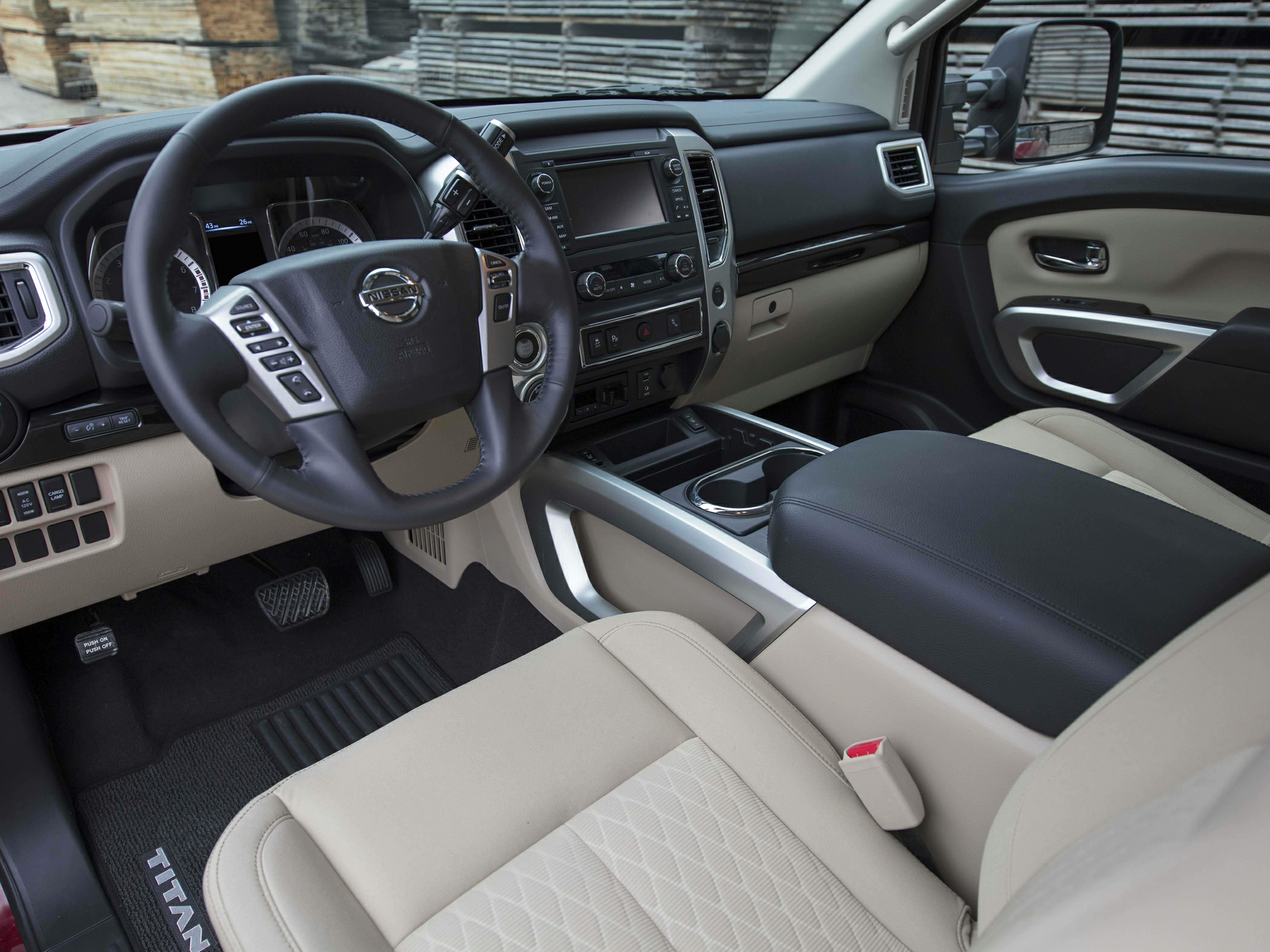 2017 Nissan Titan