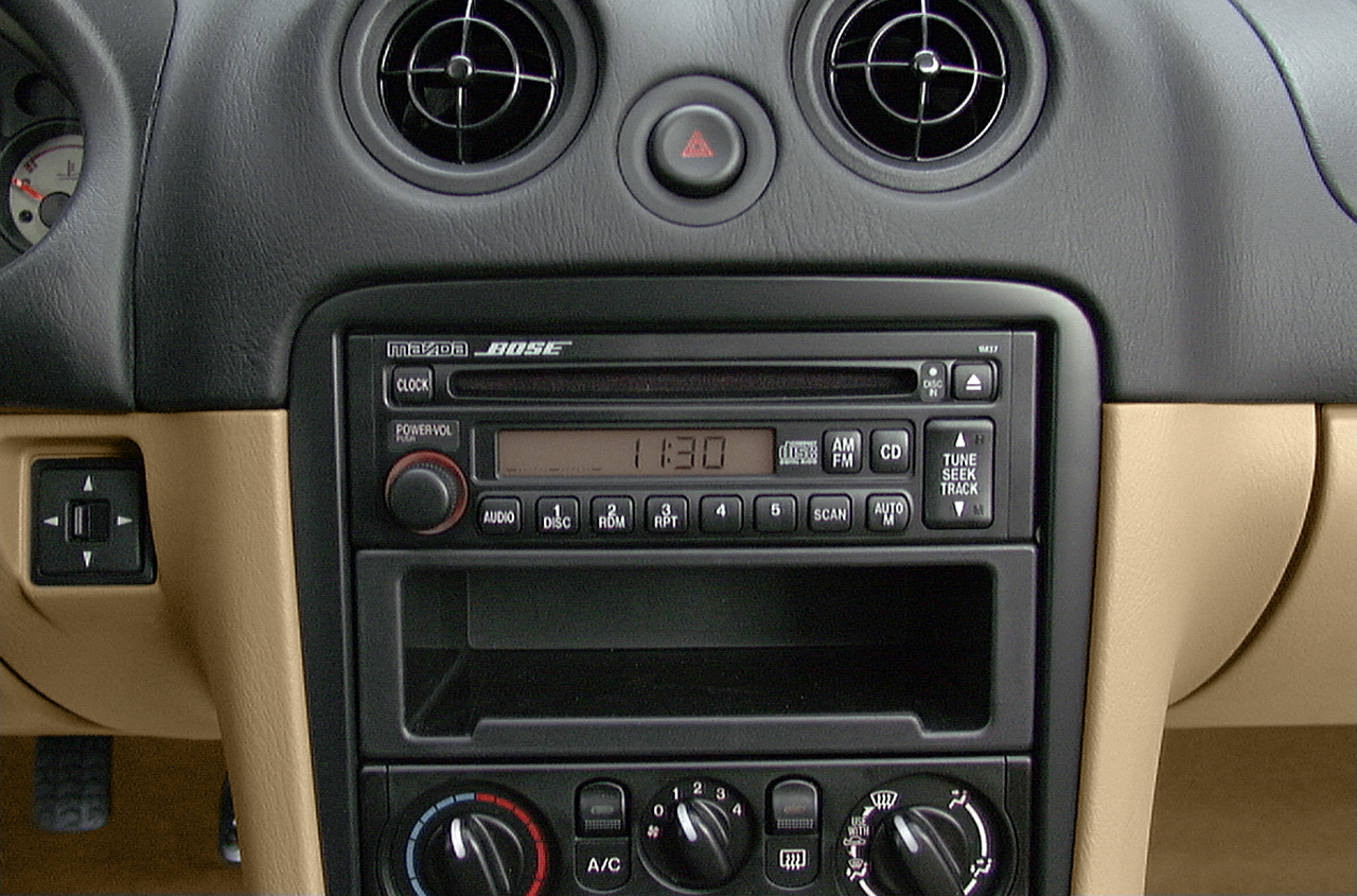 2003 Mazda MX-5 Miata