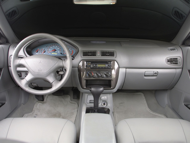 2002 Mitsubishi Galant