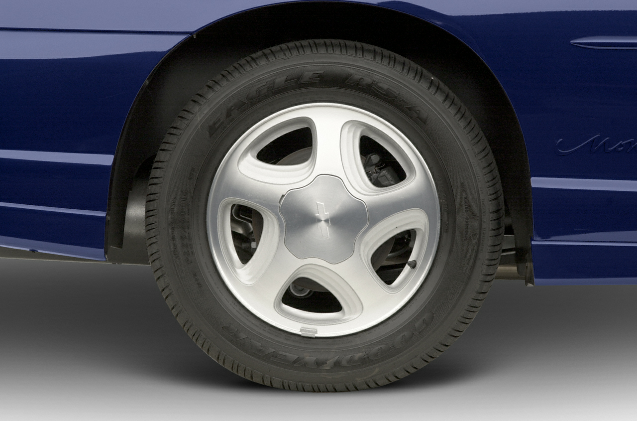 2003 Chevrolet Monte Carlo
