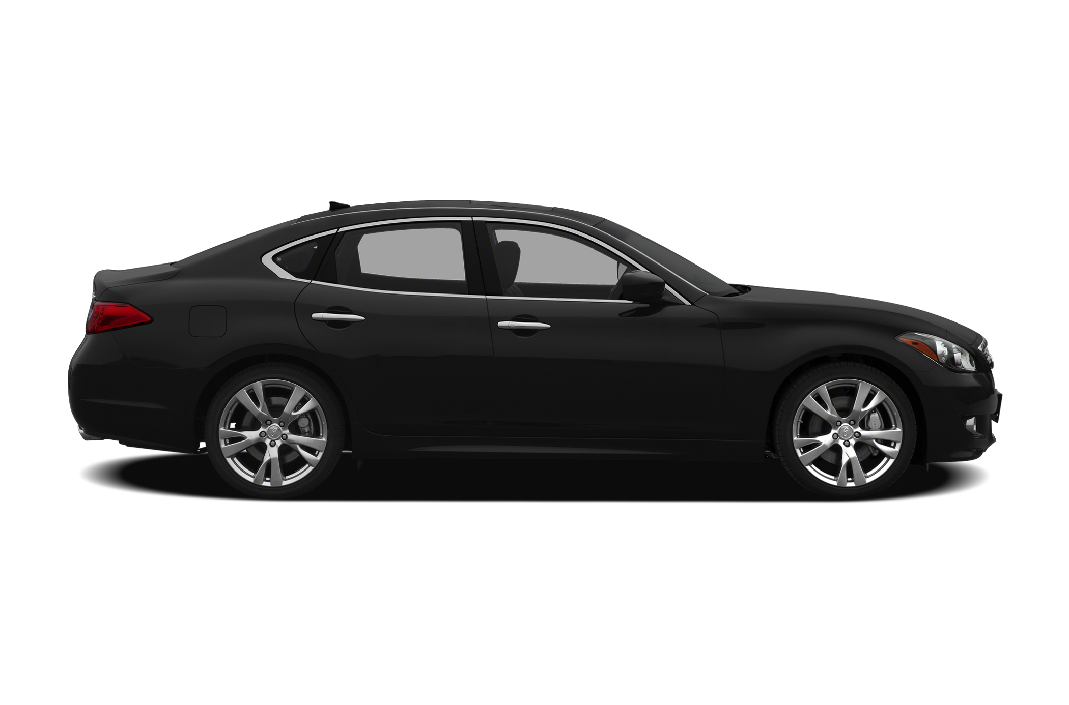 2012 INFINITI M56