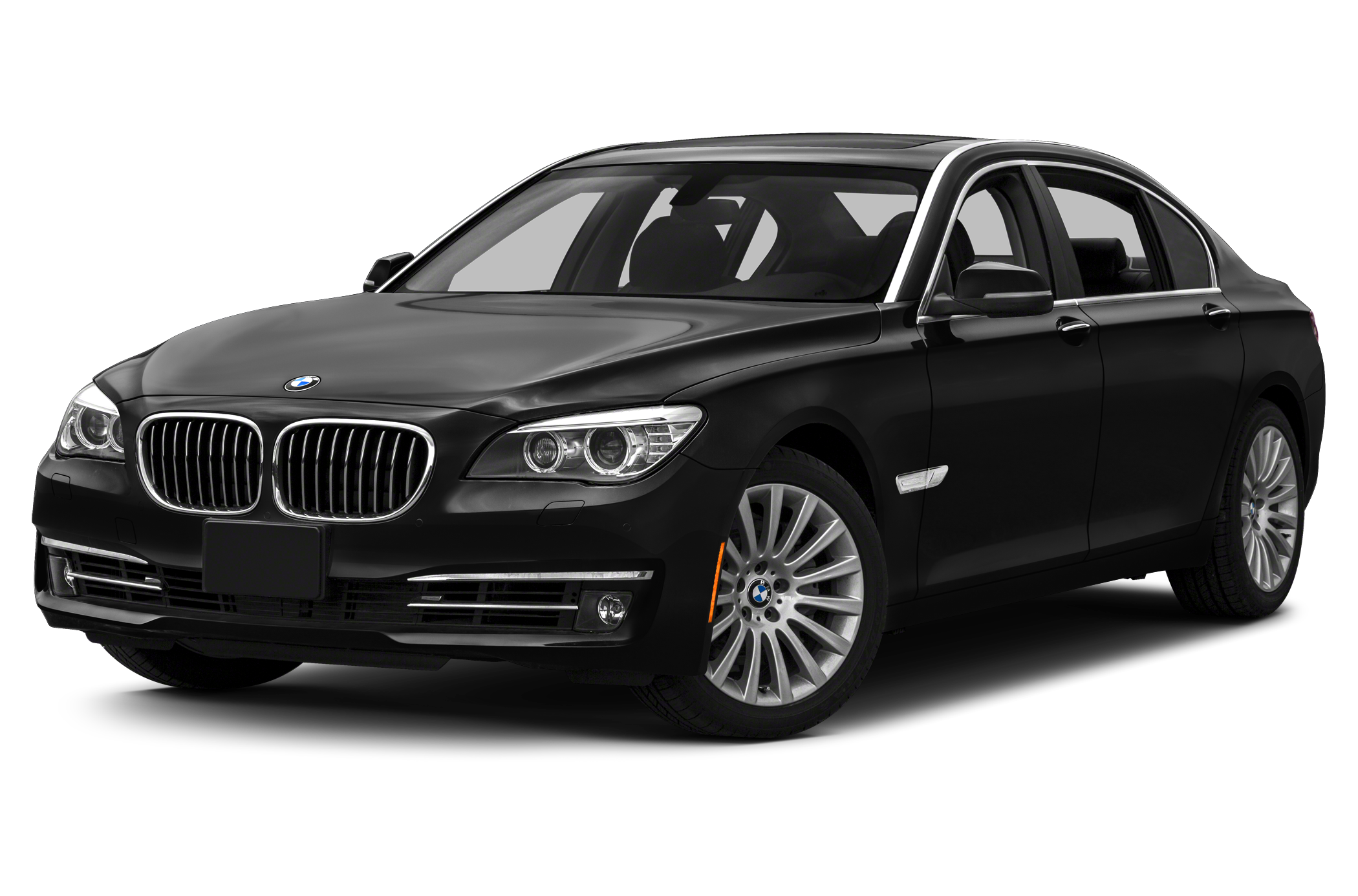 Side view of the 2015 BMW 740