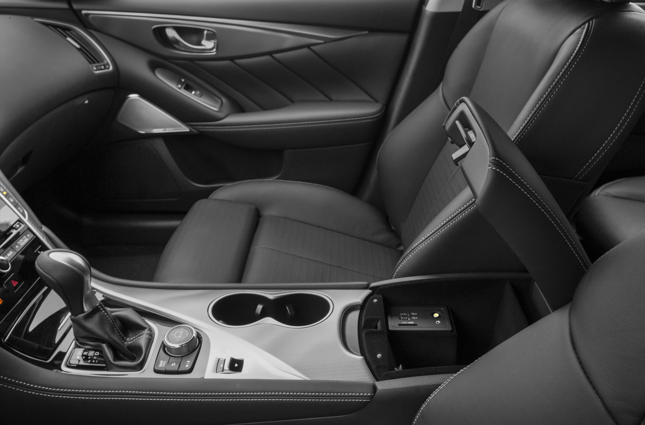 2017 INFINITI Q50