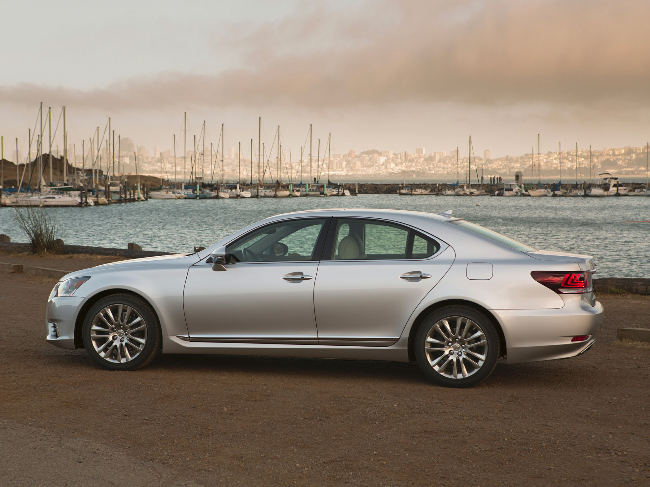 Lexus LS 460 - Model Years, Generations & News | Cars.com