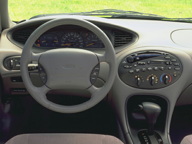 1999 Ford Taurus