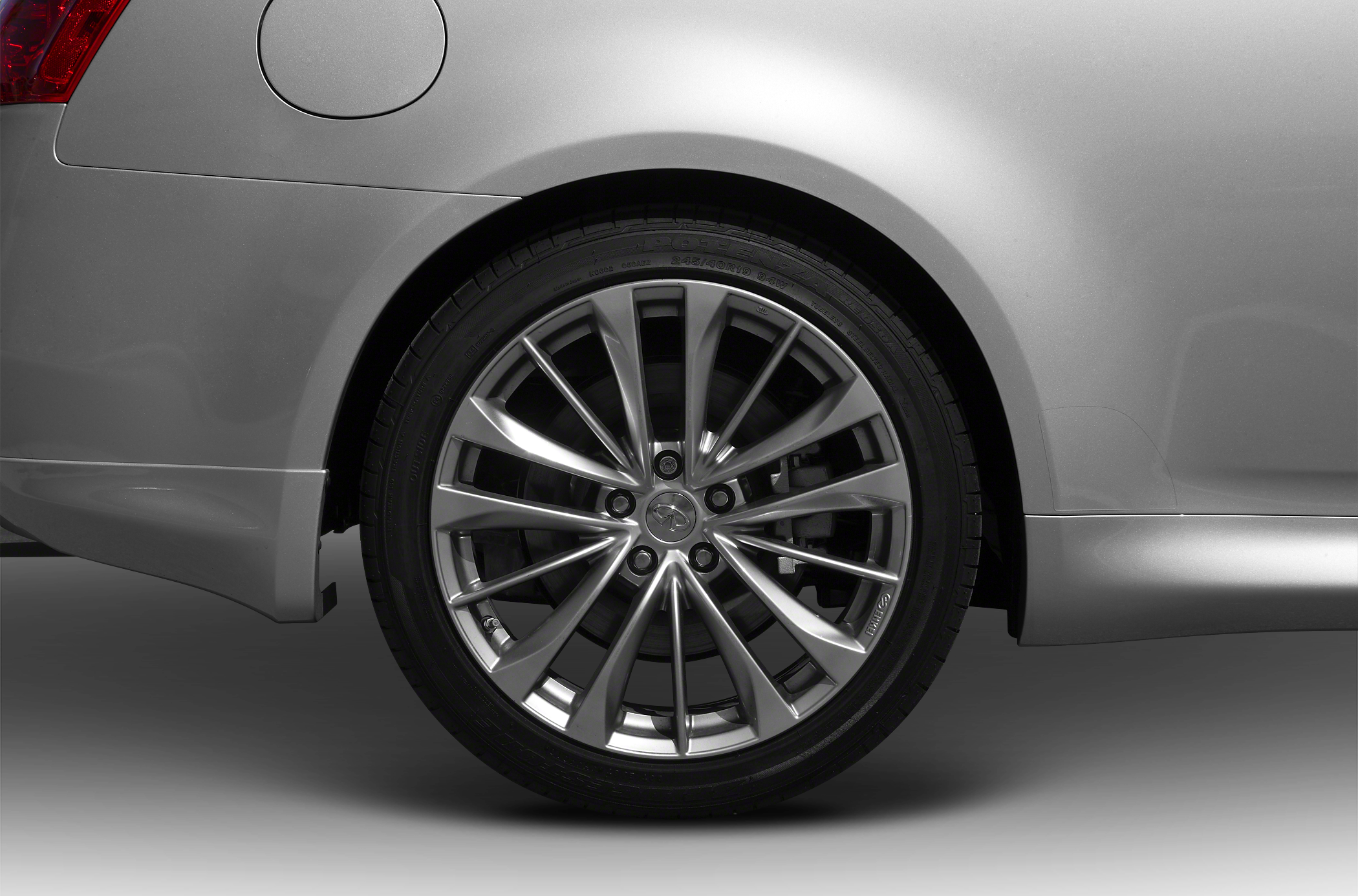 2012 INFINITI G37