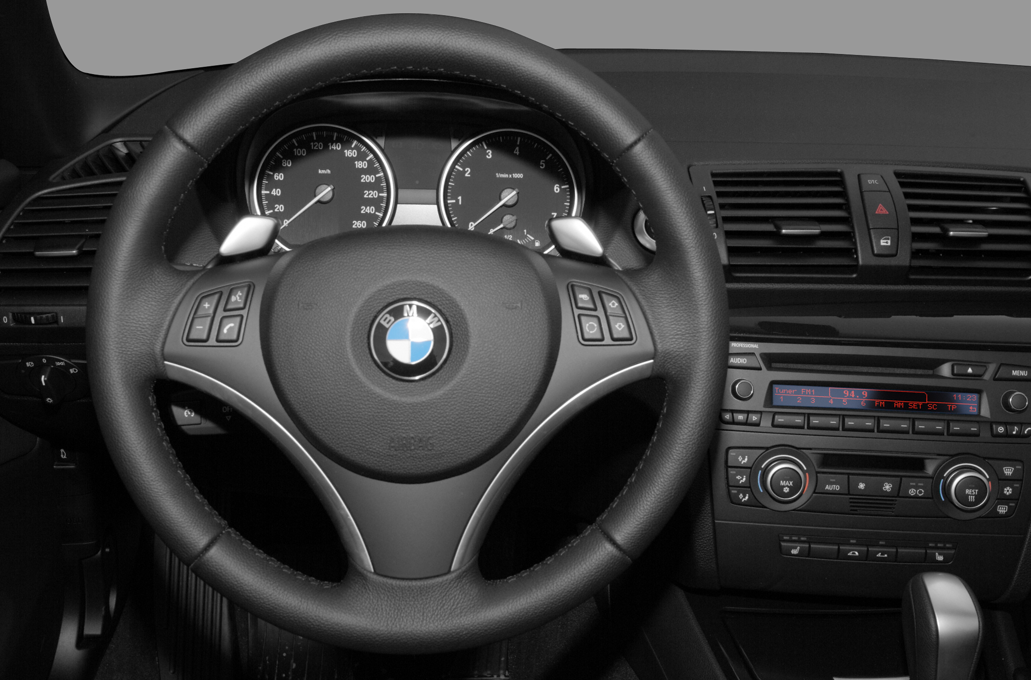 2008 BMW 128