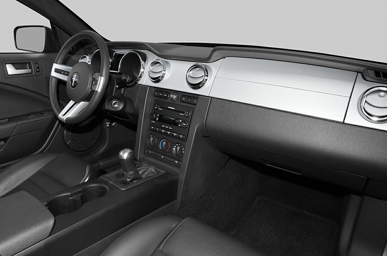 2006 Ford Mustang