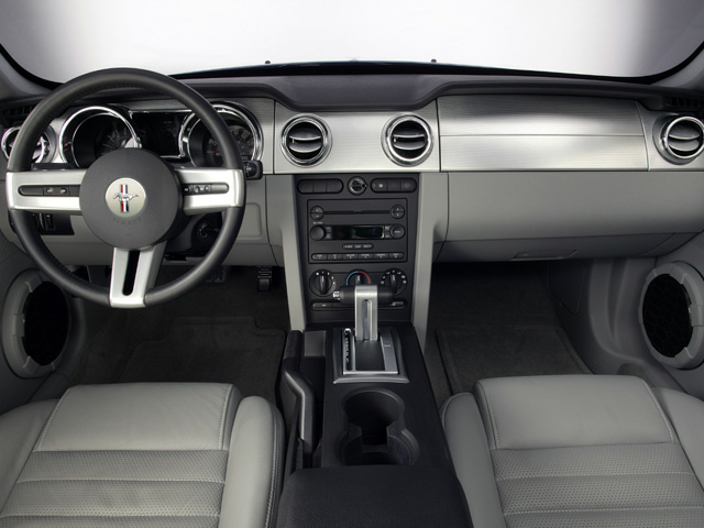 2005 Ford Mustang