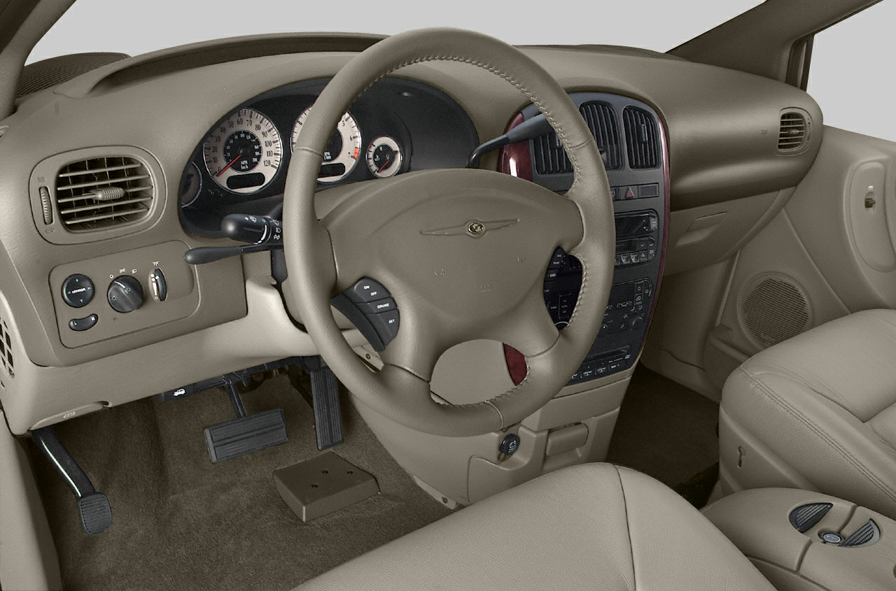 2003 Chrysler Town & Country