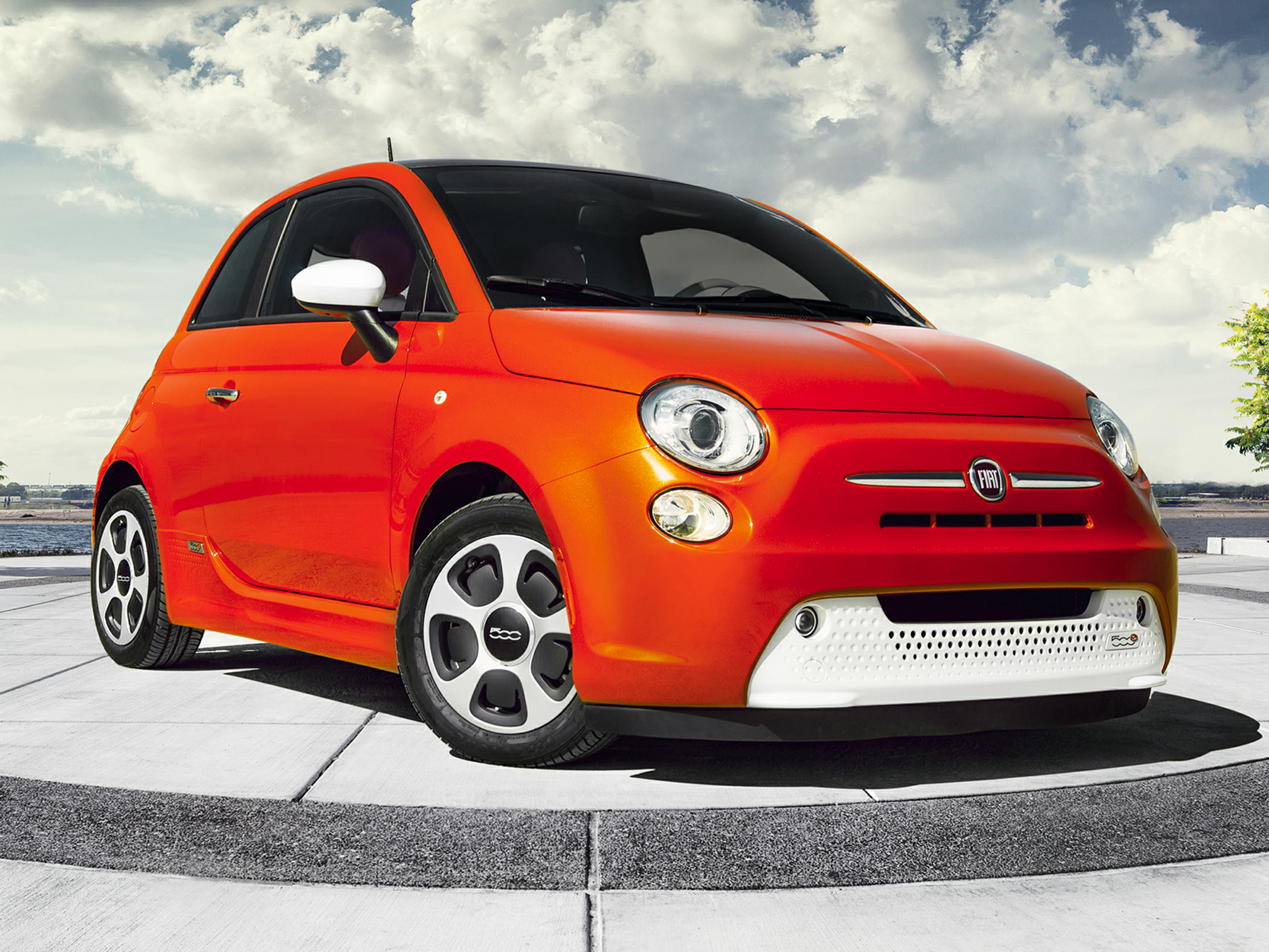 2013 fiat 500e deals range