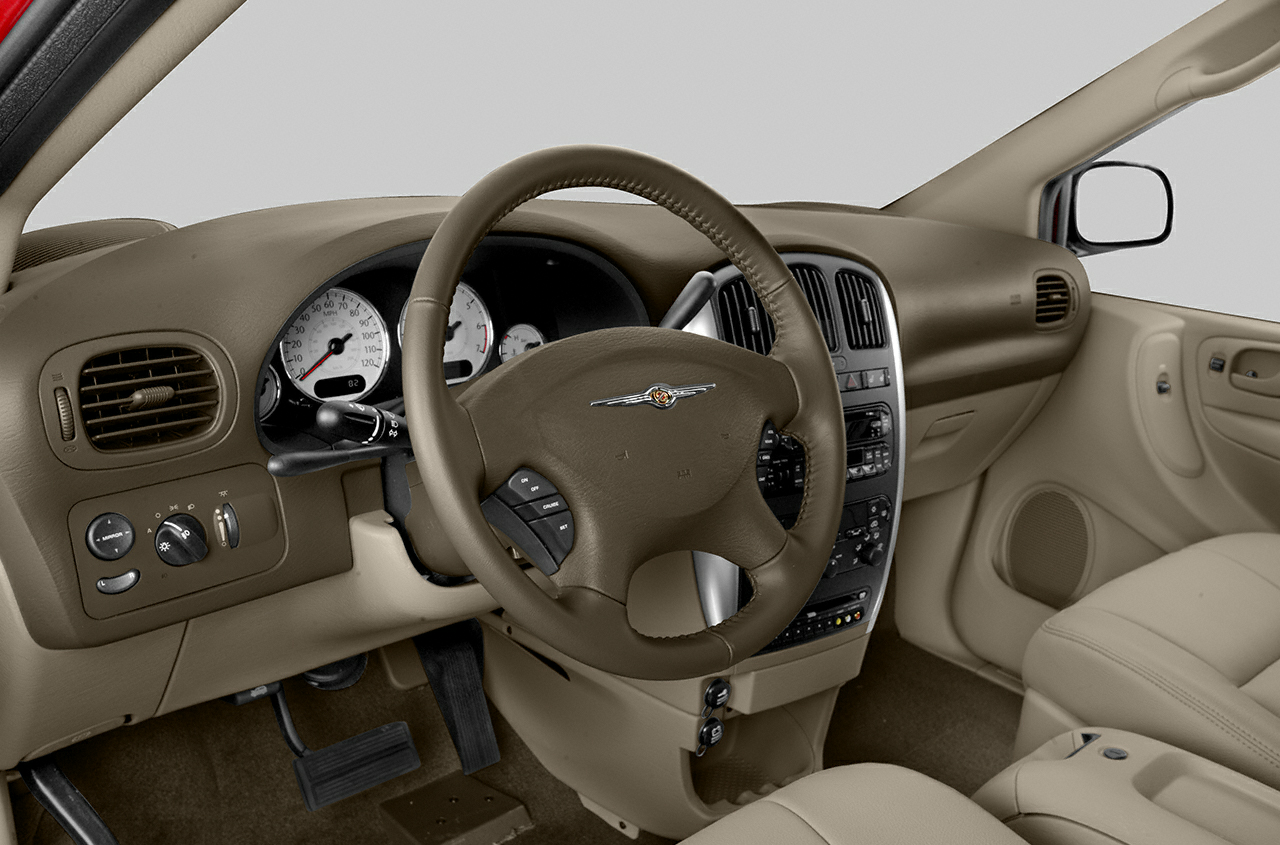 2005 Chrysler Town & Country