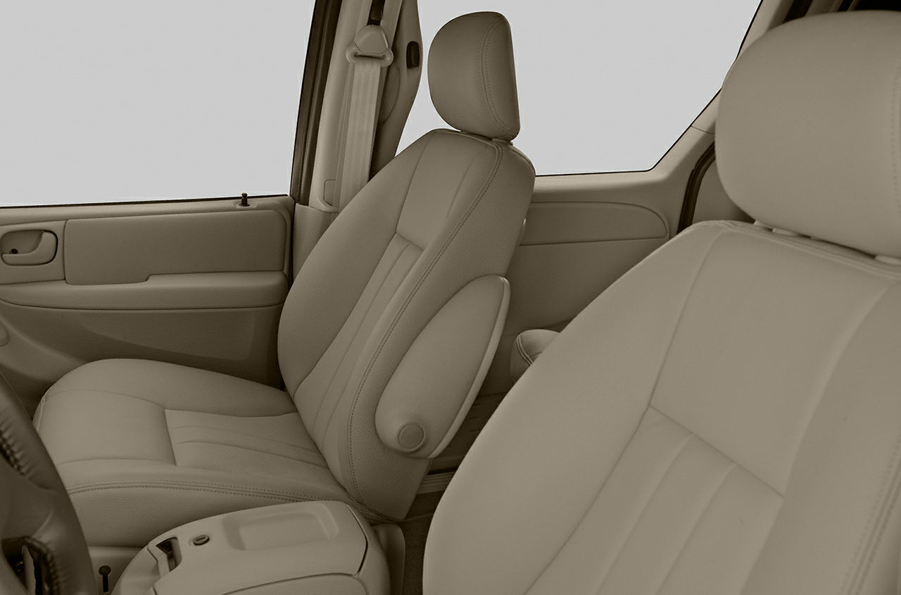 2005 Chrysler Town & Country