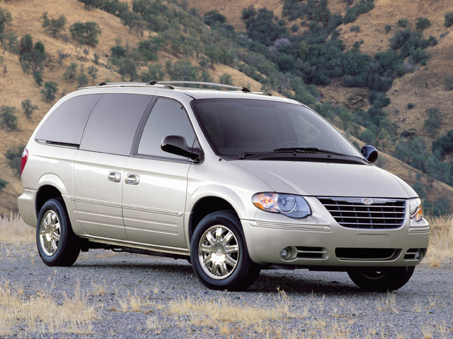 2005 Chrysler Town & Country