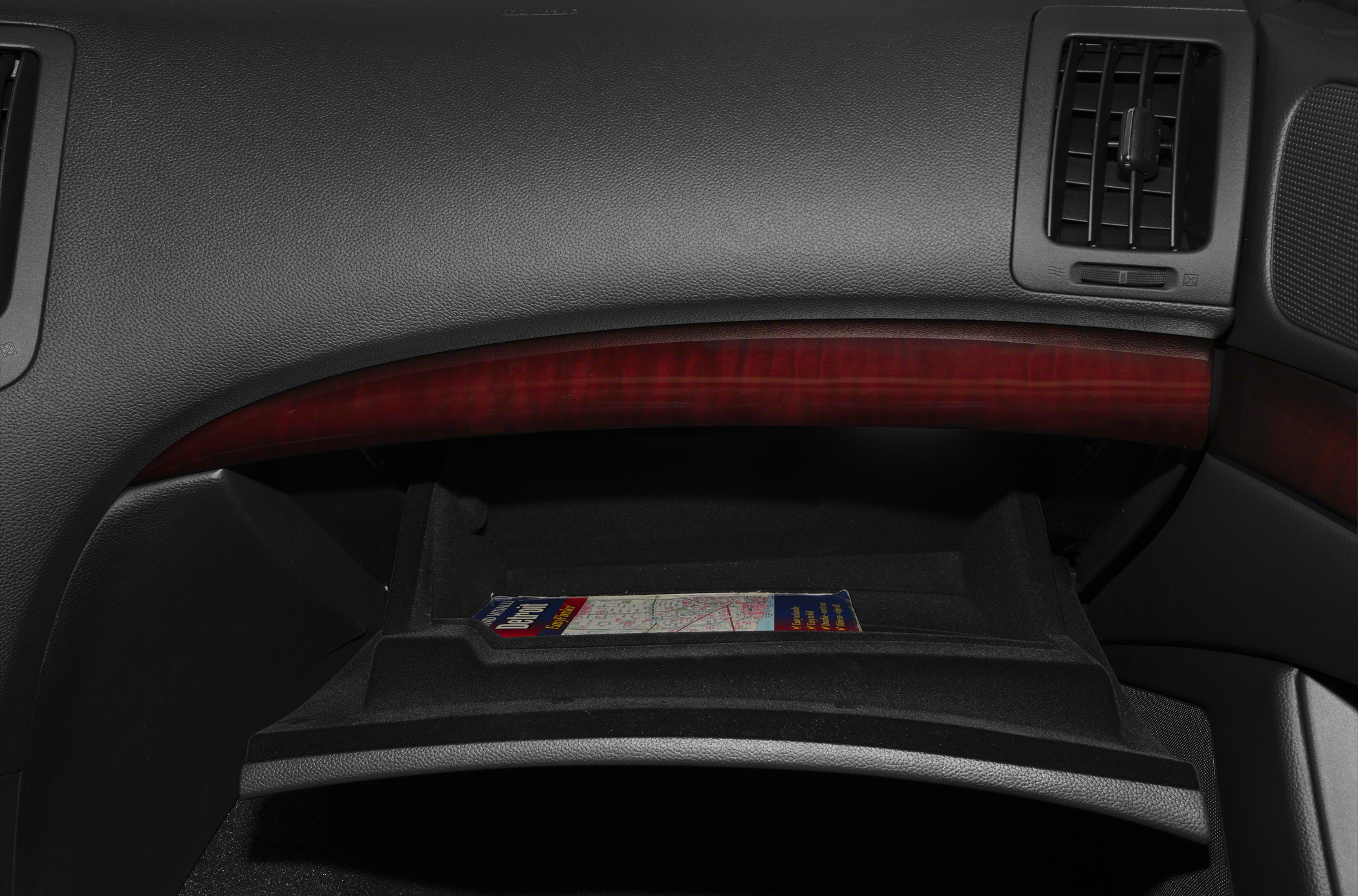2012 INFINITI G37