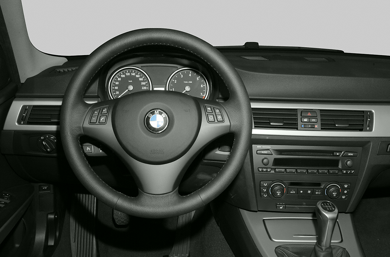 2006 BMW 330