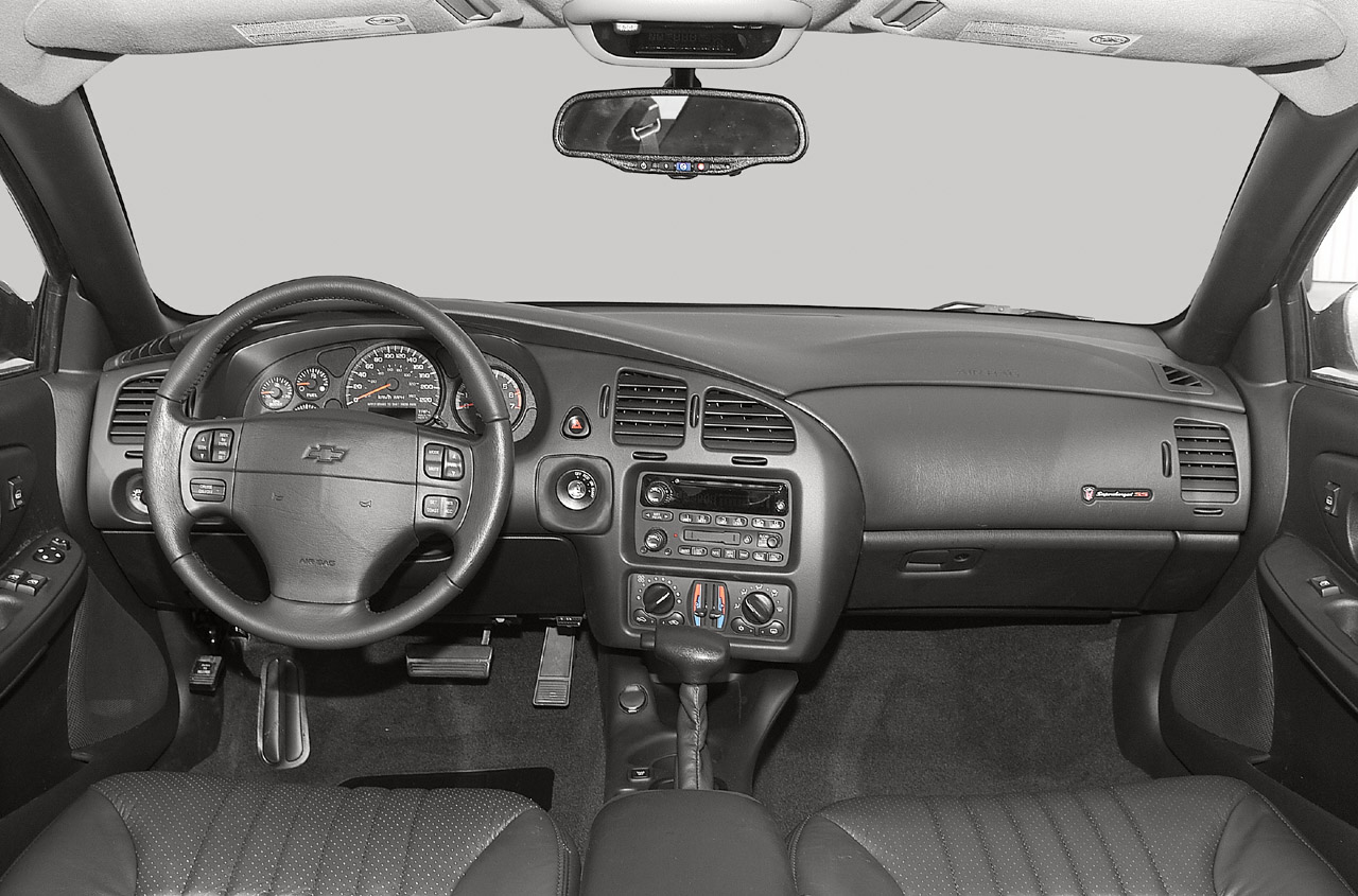 2004 Chevrolet Monte Carlo