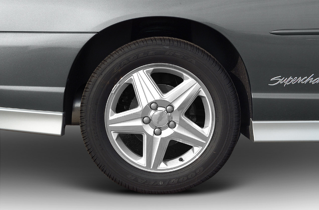2004 Chevrolet Monte Carlo
