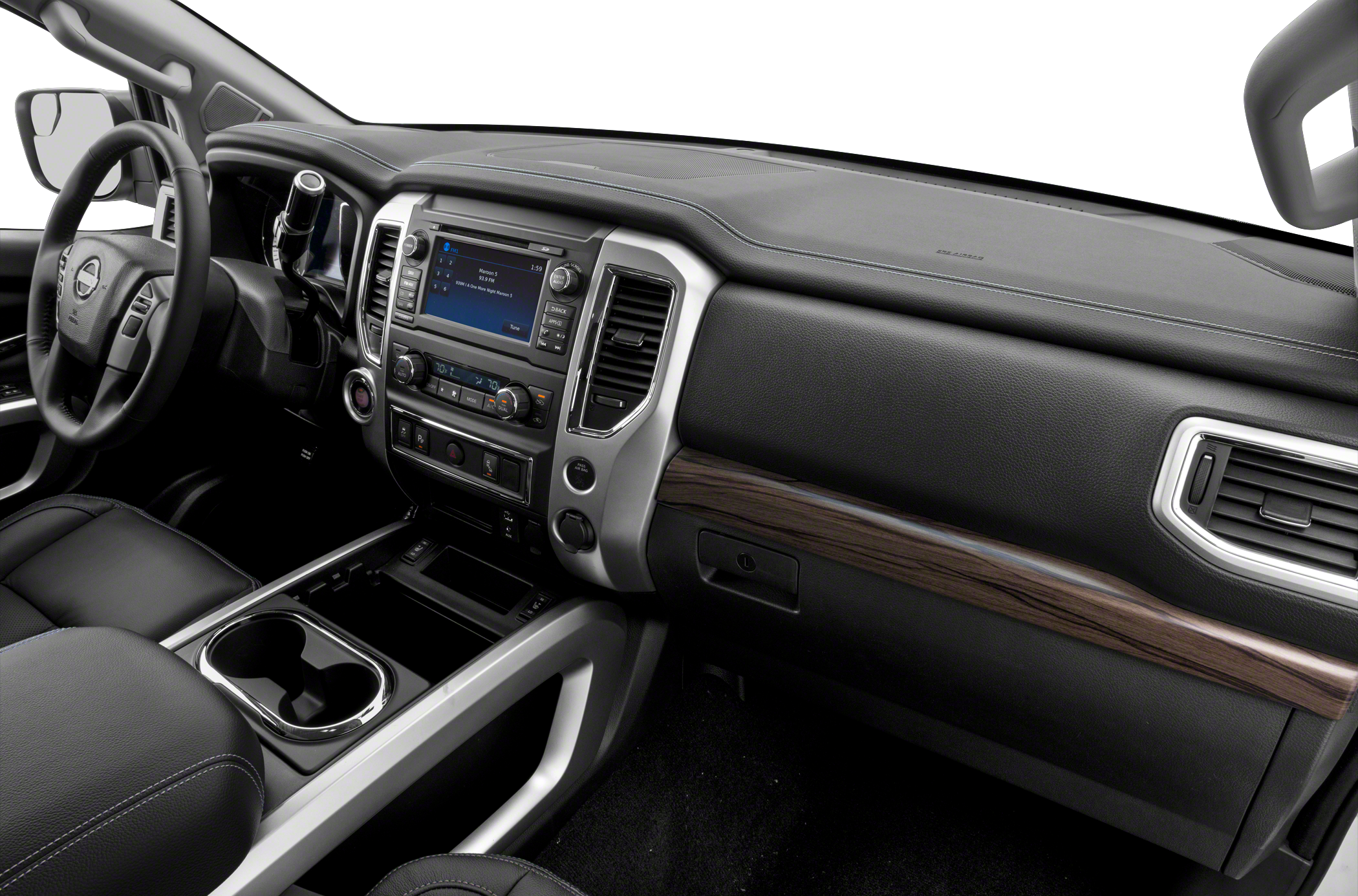 2017 Nissan Titan