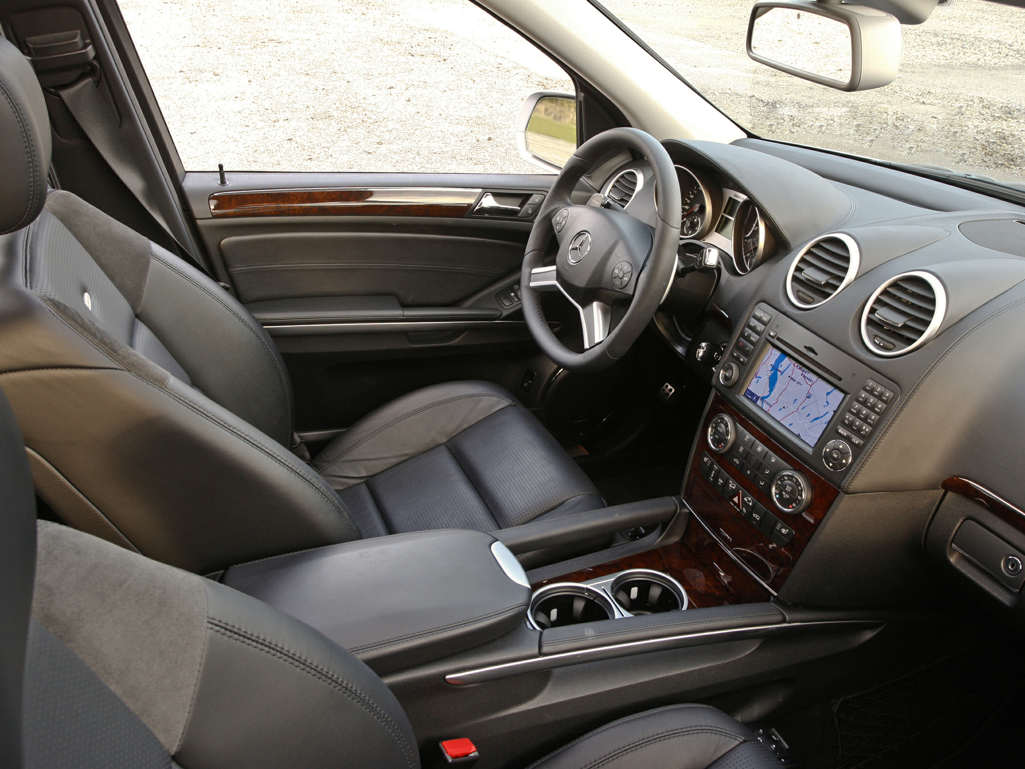 2011 Mercedes-Benz M-Class